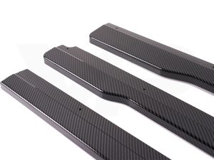 Transit Custom (2018-2023) Side Skirts (SWB) - Carbon Fibre Effect - Image 4