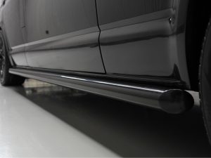 Ford Transit Custom MK2 (2024>) Gloss Black 70mm Streamline Angled Side Bars - SWB - Image 3