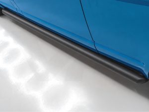 Alternative view of Ford Transit Custom MK2 (2024>) Matt Black 70mm Streamline Angled Side Bars - LWB